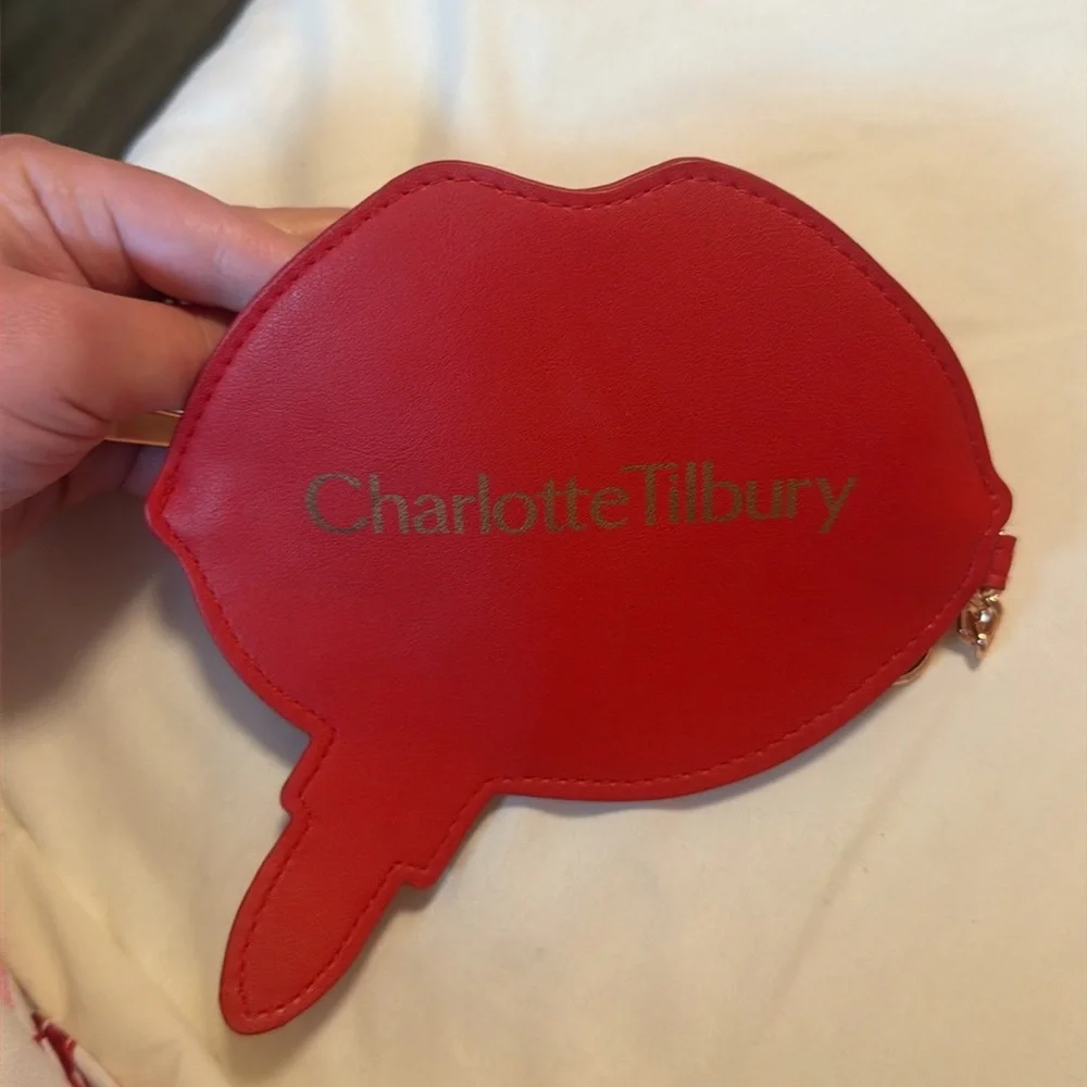 LIP BUNDLE💋 - Picture 14 of 15